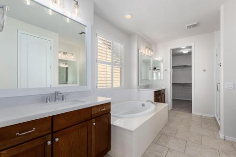 3823 E Half Hitch Pl, Phoenix, AZ 85050 photo 38