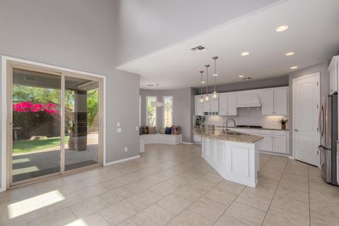3823 E Half Hitch Pl, Phoenix, AZ 85050 photo 17