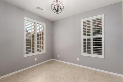3823 E Half Hitch Pl, Phoenix, AZ 85050 photo 9