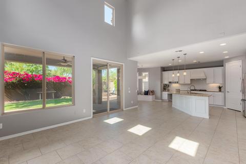3823 E Half Hitch Pl, Phoenix, AZ 85050 photo 13