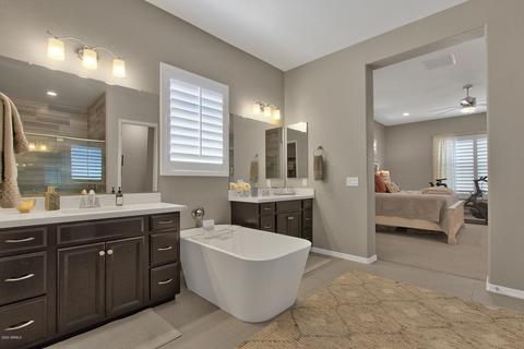 3018 E Harwell Rd, Phoenix, AZ 85042 photo 9