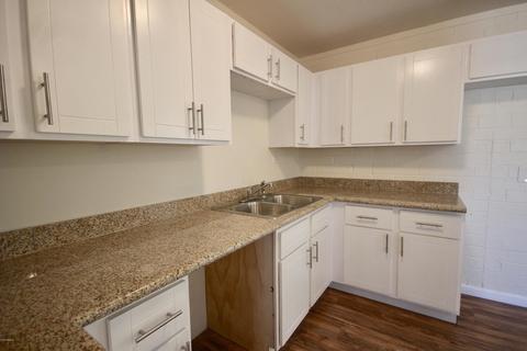 9416 S 10th Ave, Phoenix, AZ 85041 photo 13
