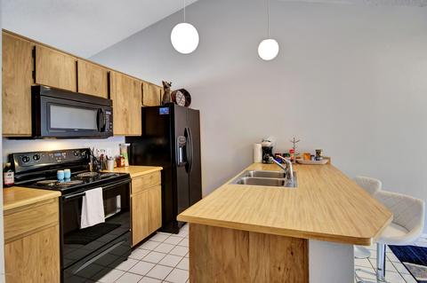 1621 E Beverly Ln, Phoenix, AZ 85022 photo 7