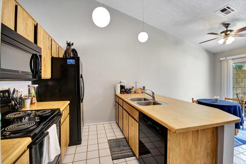 1621 E Beverly Ln, Phoenix, AZ 85022 photo 8