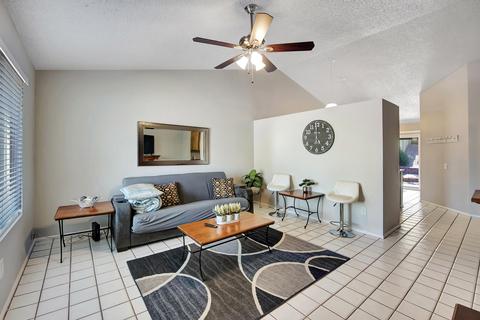 1621 E Beverly Ln, Phoenix, AZ 85022 photo 2