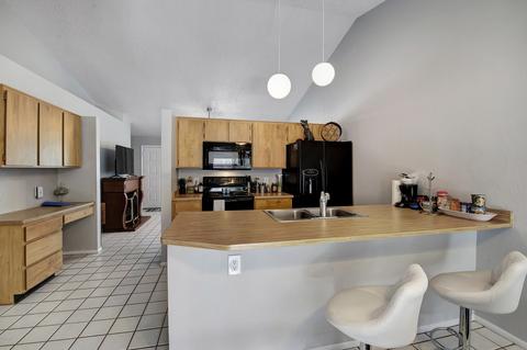 1621 E Beverly Ln, Phoenix, AZ 85022 photo 6