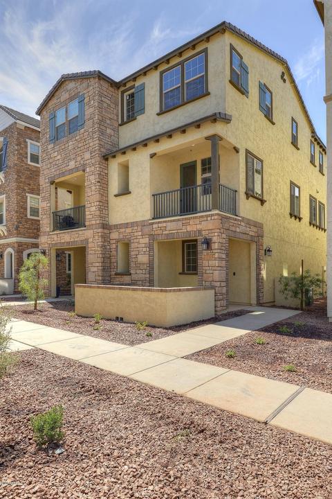 1720 E Dogwood Ln, Gilbert, AZ 85295 photo 1