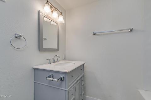 1104 E Taylor St, Phoenix, AZ 85006 photo 27
