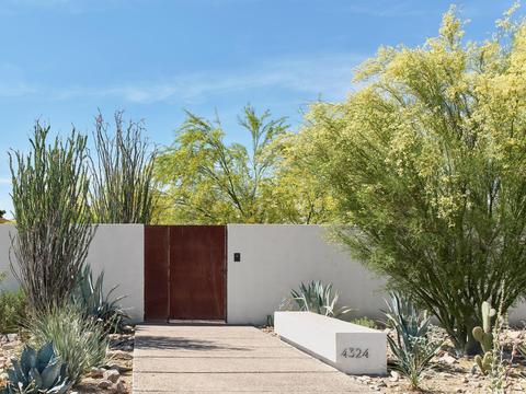 4324 E Marion Way, Phoenix, AZ 85018 photo 2