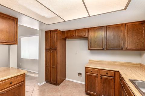 4202 N 79th Dr, Phoenix, AZ 85033 photo 10