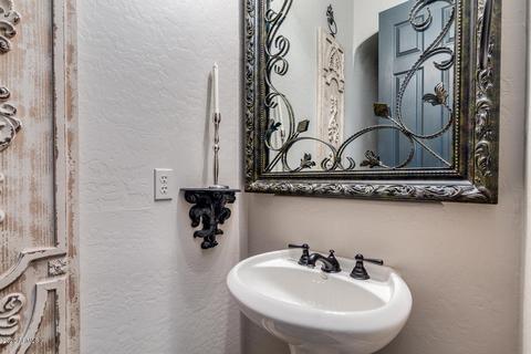 7864 E Stonecliff Cir, Mesa, AZ 85207 photo 32