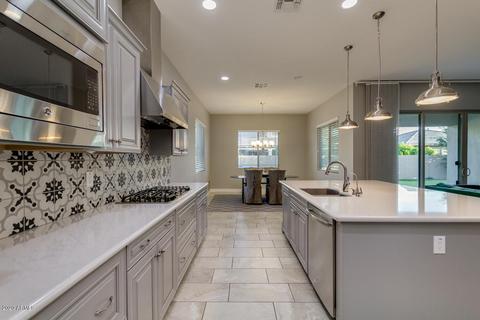 2943 E Austin Dr, Gilbert, AZ 85296 photo 4