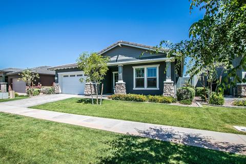 2910 E Spring Wheat Ln, Gilbert, AZ 85296 photo 2