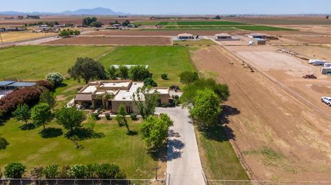 1301 E Stetson Ln, Coolidge, AZ 85128 photo 1