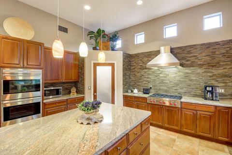 818 E Cathedral Rock Dr, Phoenix, AZ 85048 photo 10
