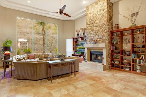 818 E Cathedral Rock Dr, Phoenix, AZ 85048 photo 4