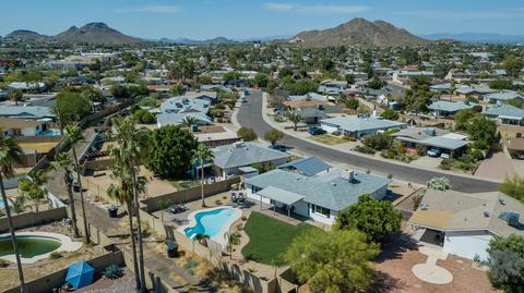2225 E Laurel Ln, Phoenix, AZ 85028 photo 35