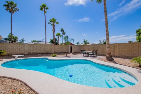 2225 E Laurel Ln, Phoenix, AZ 85028 photo 26