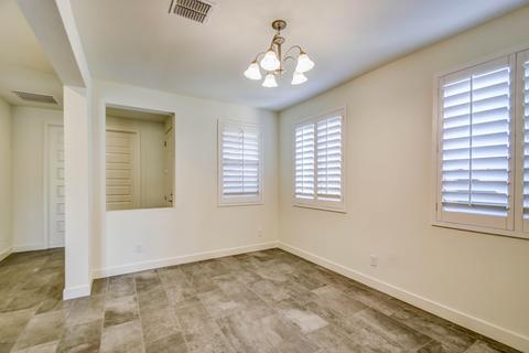 534 E Pasaro Dr, Phoenix, AZ 85085 photo 8