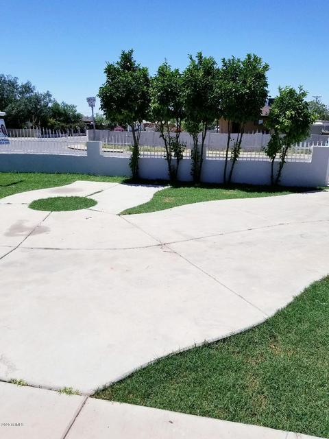 2017 N 35th Dr, Phoenix, AZ 85009 photo 3