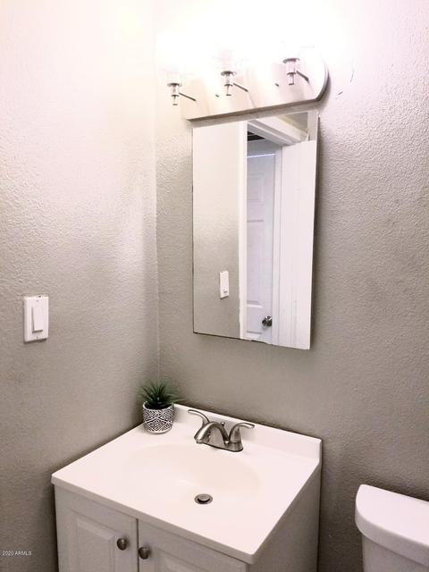 2017 N 35th Dr, Phoenix, AZ 85009 photo 14