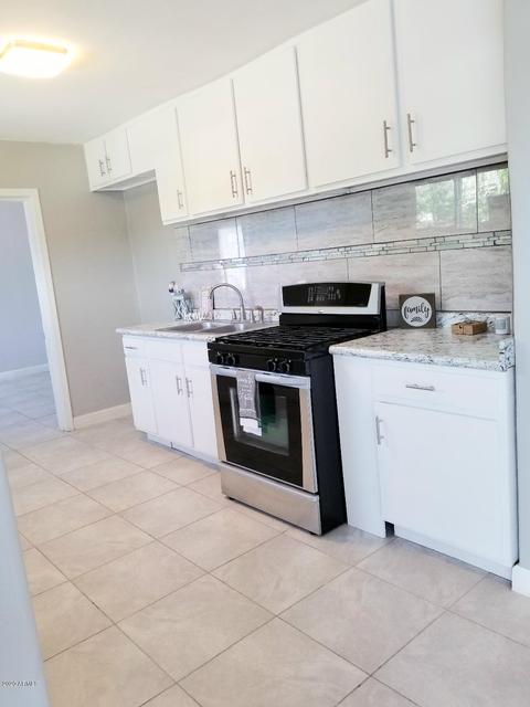 2017 N 35th Dr, Phoenix, AZ 85009 photo 4