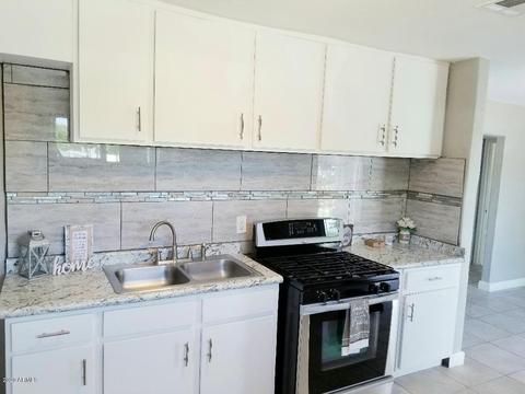 2017 N 35th Dr, Phoenix, AZ 85009 photo 5