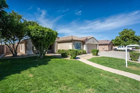 2482 E Pony Ln, Gilbert, AZ 85295 photo 3