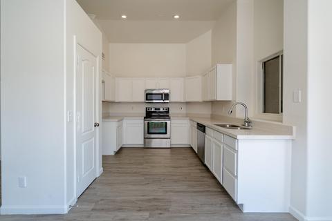 1652 S Oak St, Gilbert, AZ 85233 photo 7
