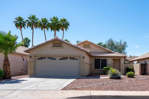1652 S Oak St, Gilbert, AZ 85233 photo 1