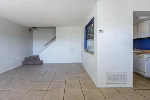 954 E Diamond Dr, Tempe, AZ 85283 photo 4