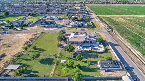 17933 E Sanoque Blvd, Gilbert, AZ 85298 photo 94