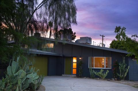 438 E Wesleyan Dr, Tempe, AZ 85282 photo 1