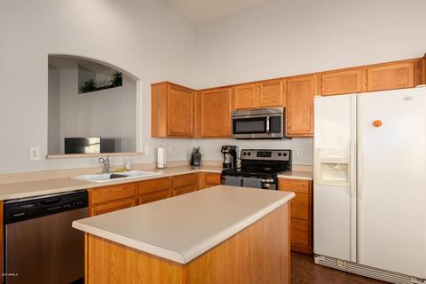 6735 E Melrose St, Mesa, AZ 85215 photo 4