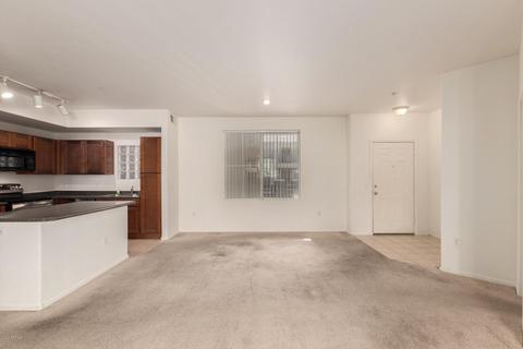 909 E Camelback Rd #2017, Phoenix, AZ 85014 photo 5