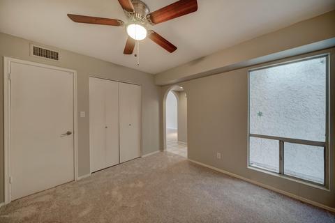 832 E Orange Dr, Phoenix, AZ 85014 photo 11