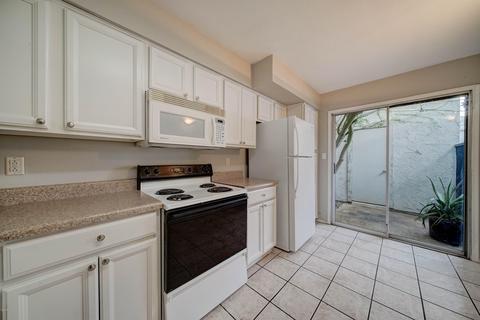832 E Orange Dr, Phoenix, AZ 85014 photo 8