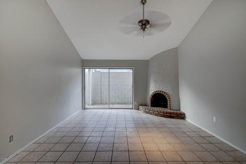 832 E Orange Dr, Phoenix, AZ 85014 photo 6