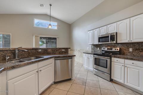 2118 E Parkside Ln, Phoenix, AZ 85024 photo 2