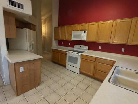 4205 E South Fork Dr, Phoenix, AZ 85044 photo 5