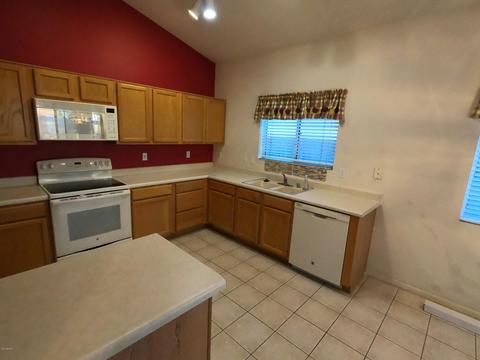 4205 E South Fork Dr, Phoenix, AZ 85044 photo 4