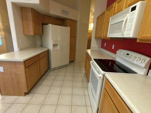 4205 E South Fork Dr, Phoenix, AZ 85044 photo 8