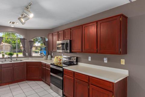 3965 E Douglas Loop, Gilbert, AZ 85234 photo 6