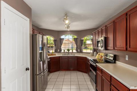 3965 E Douglas Loop, Gilbert, AZ 85234 photo 7