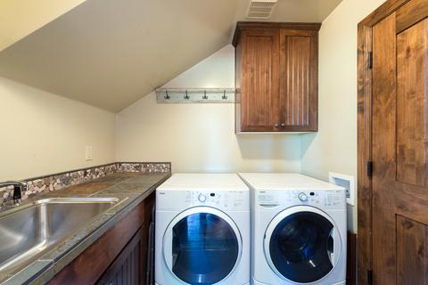 1790 Elysian Ct, Flagstaff, AZ 86005 photo 19