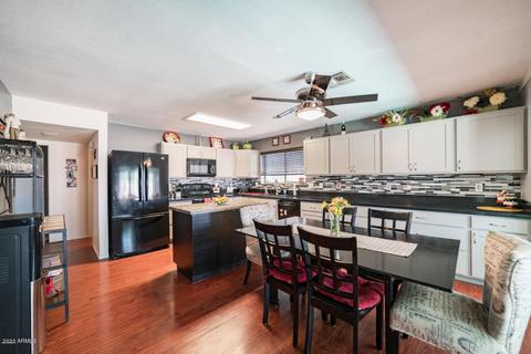 4034 E Pinto Ln, Phoenix, AZ 85050 photo 12