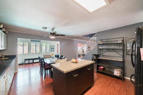 4034 E Pinto Ln, Phoenix, AZ 85050 photo 9