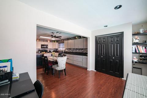 4034 E Pinto Ln, Phoenix, AZ 85050 photo 16