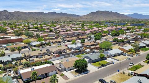 409 E Desert Dr, Phoenix, AZ 85042 photo 34