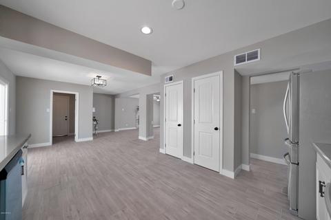409 E Desert Dr, Phoenix, AZ 85042 photo 37